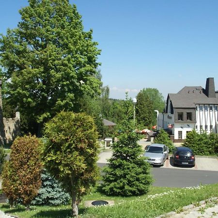 Garni Hotel Pyramida Cheb Exterior foto
